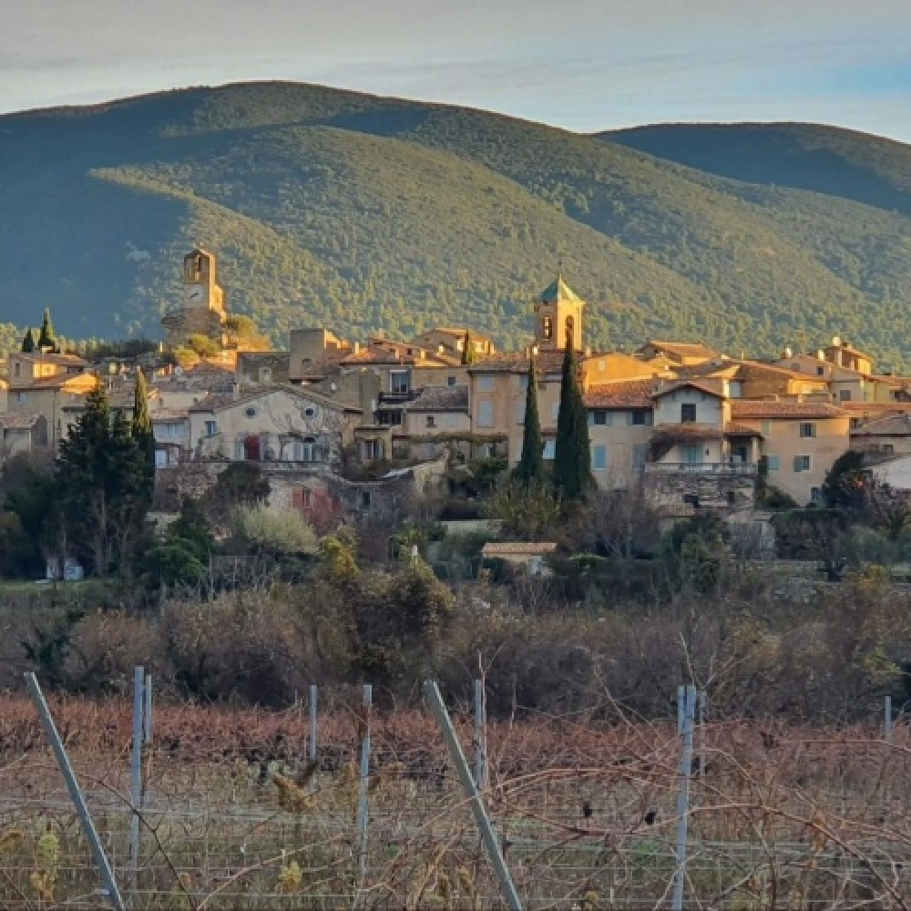 Village au charme Provençal