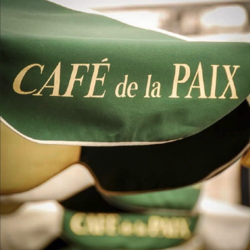 INSTITUTION PARISIENNE