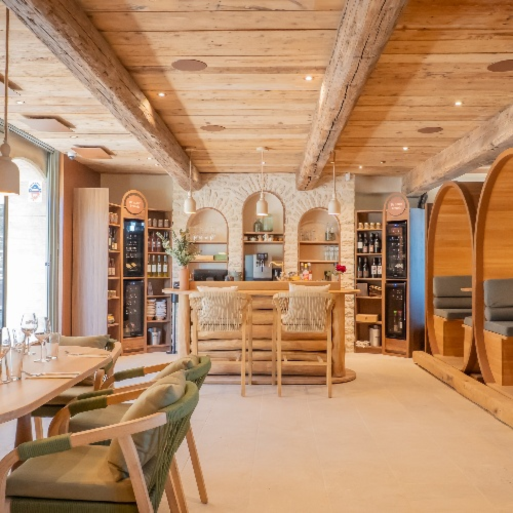 Une cuisine de caractère, sublimée par les vins du Domaine ☀️