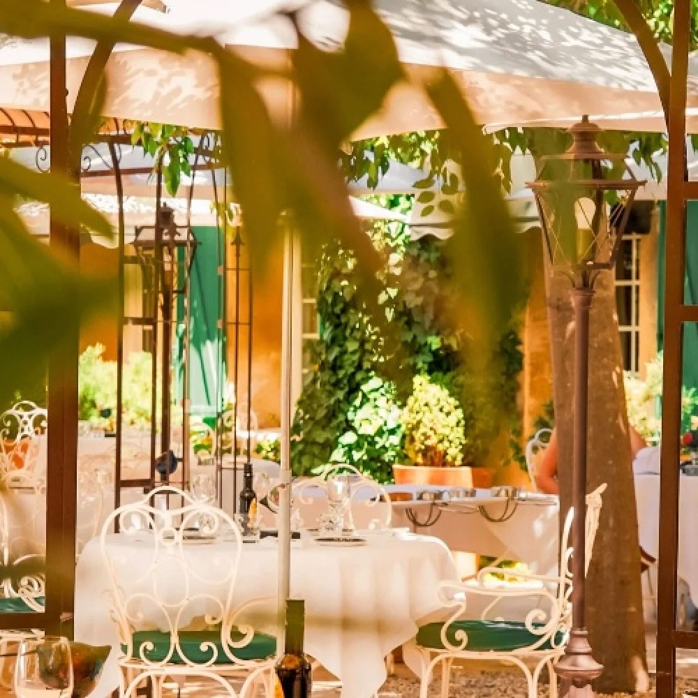 Gastronomie provençale en bastide luxueuse
